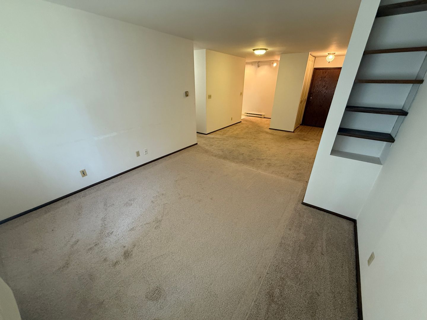 Whitefish Bay Apartment: 425 E. Henry Clay St.