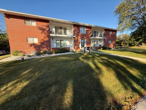 Newly Renovated 2 Bedroom w/ Balcony Available September 15th!