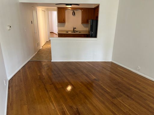Recently Renovated 1 Br with Water, Sewer, & Trash Included Available September 15th! – photo 1