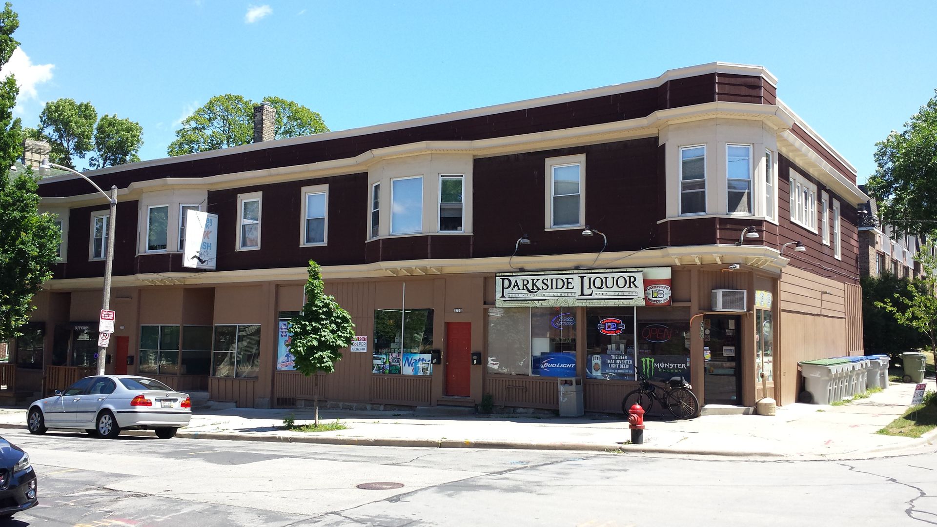 Milwaukee Apartment: 2700-10 N. Murray Ave.