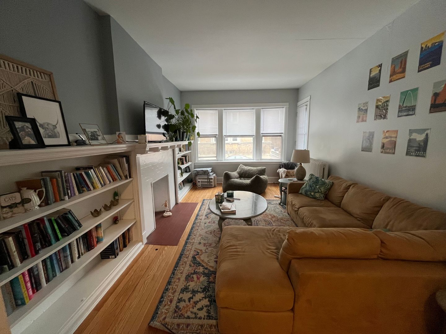 Milwaukee Apartment: 2511 E. Belleview Pl.