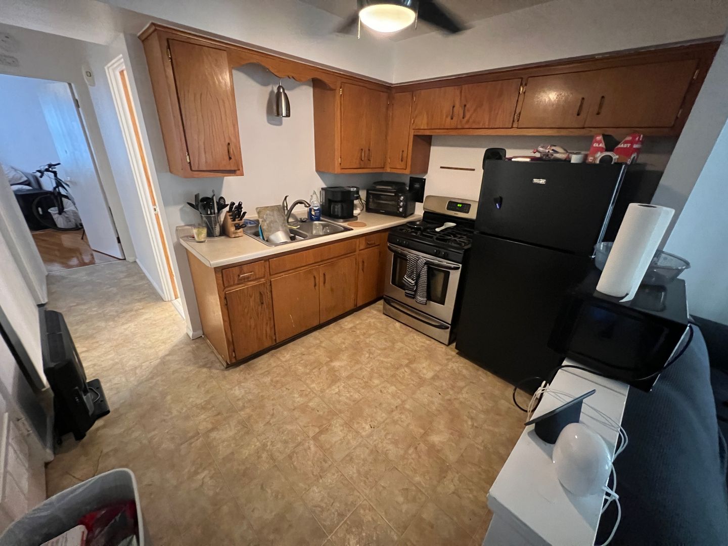 Milwaukee Apartment: 1200 E. Singer Cr.