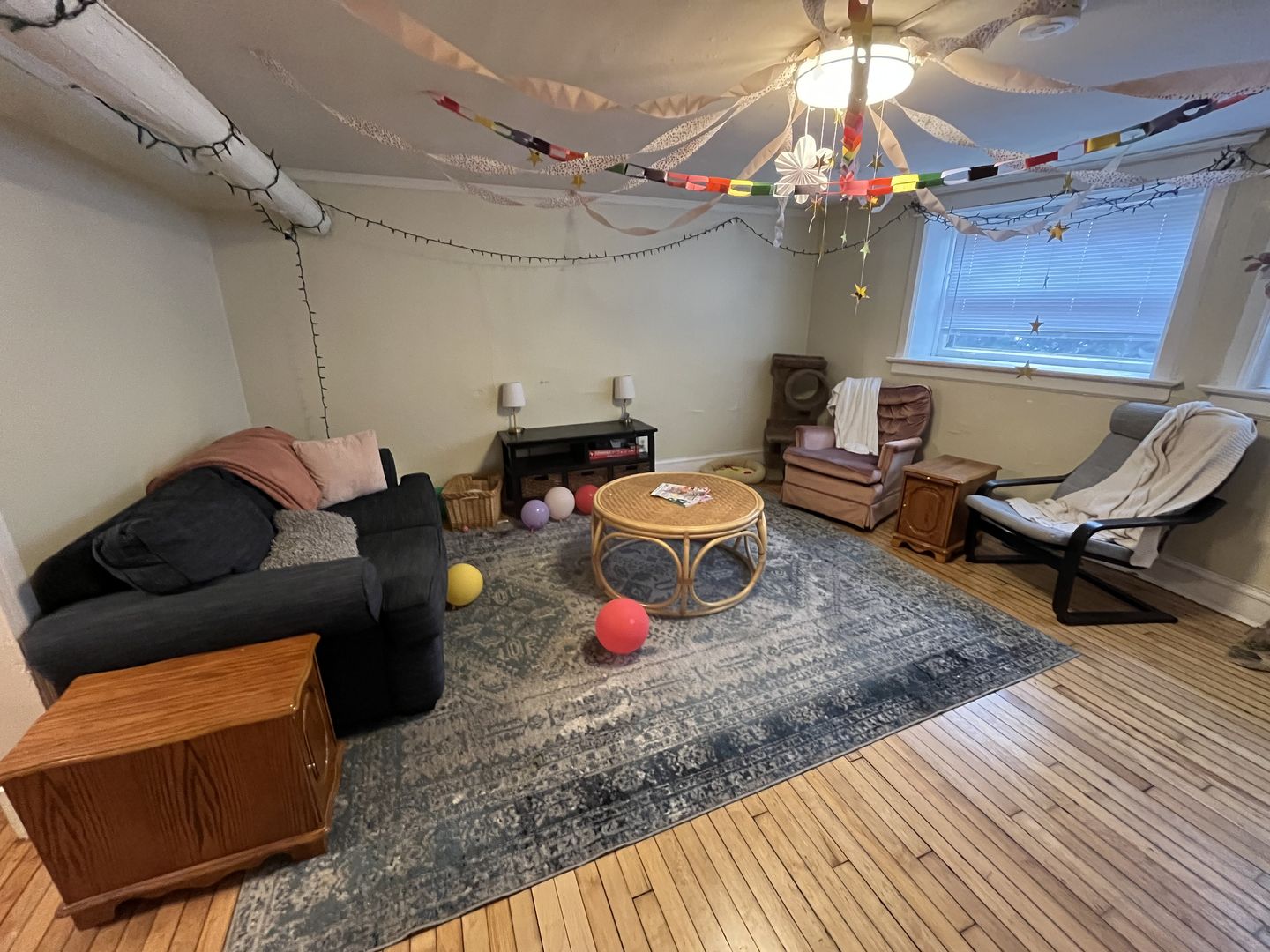 Milwaukee Apartment: 2511 E. Belleview Pl.