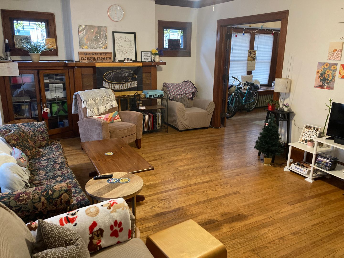 Milwaukee Apartment: 2935-37 N. Downer Ave.