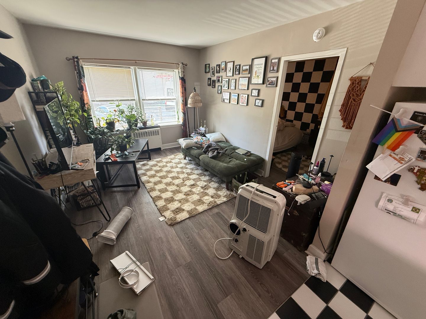 Milwaukee Apartment: 1653 N. Prospect Ave.