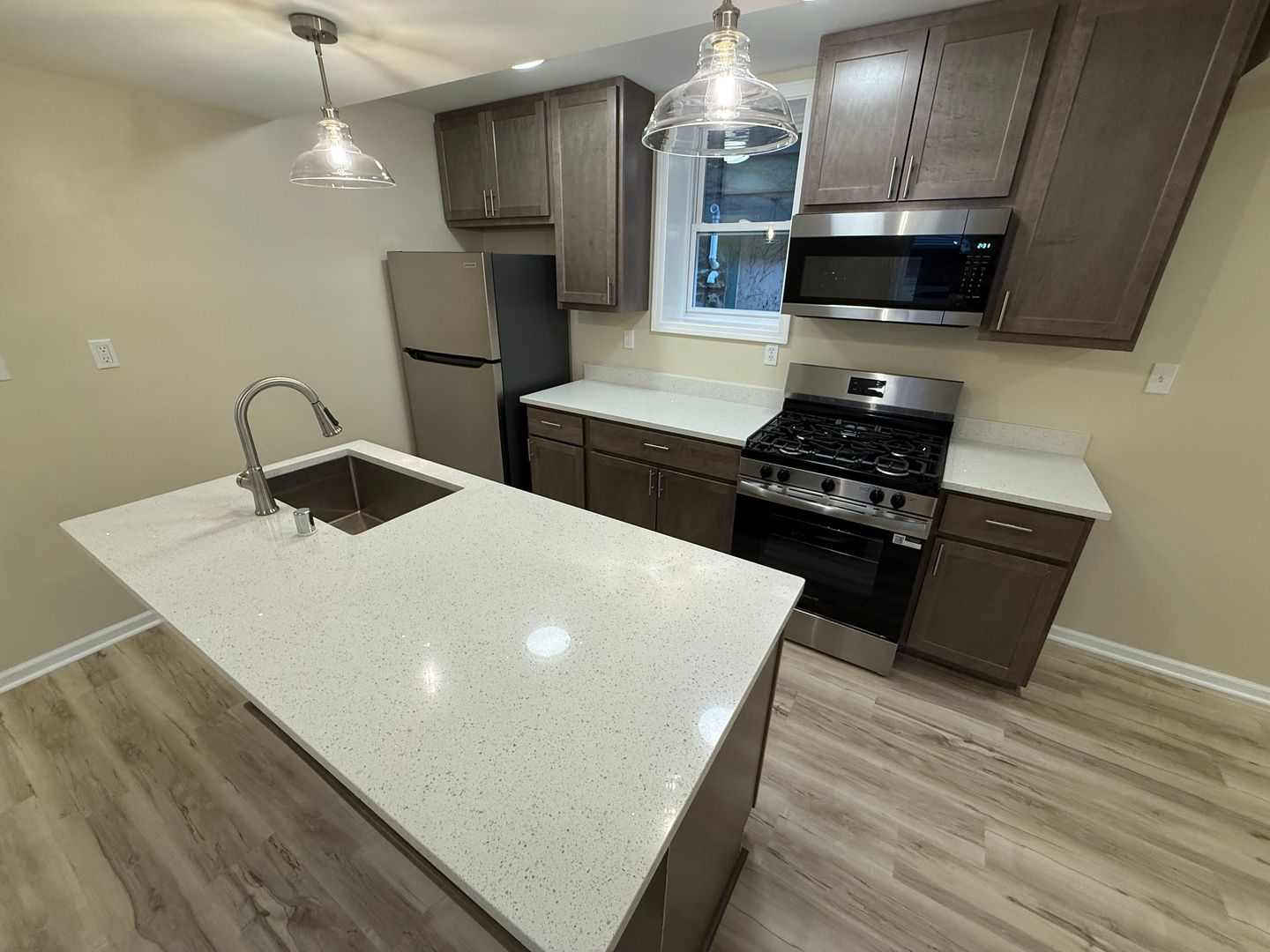 Milwaukee Apartment: 2537-39 N. Weil St.