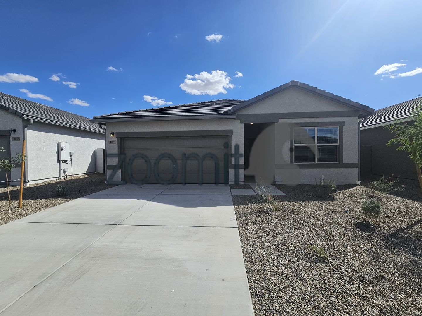 Florence House: 13081 E Wallflower Ln