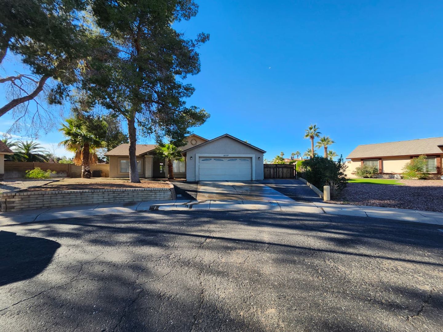 Chandler House: 2337 W Tanque Verde Ct