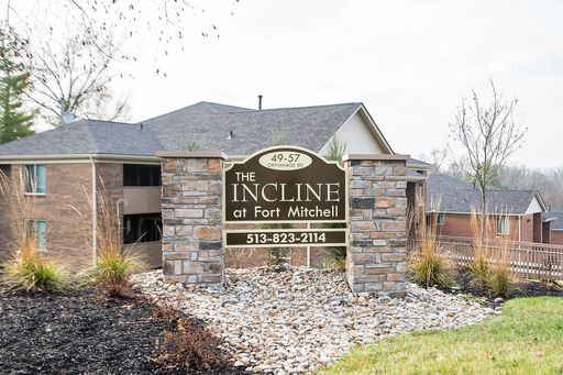 Luxury Two-Bedroom, Stainless Appliances, Granite Countertops, with Washer/Dryer Included