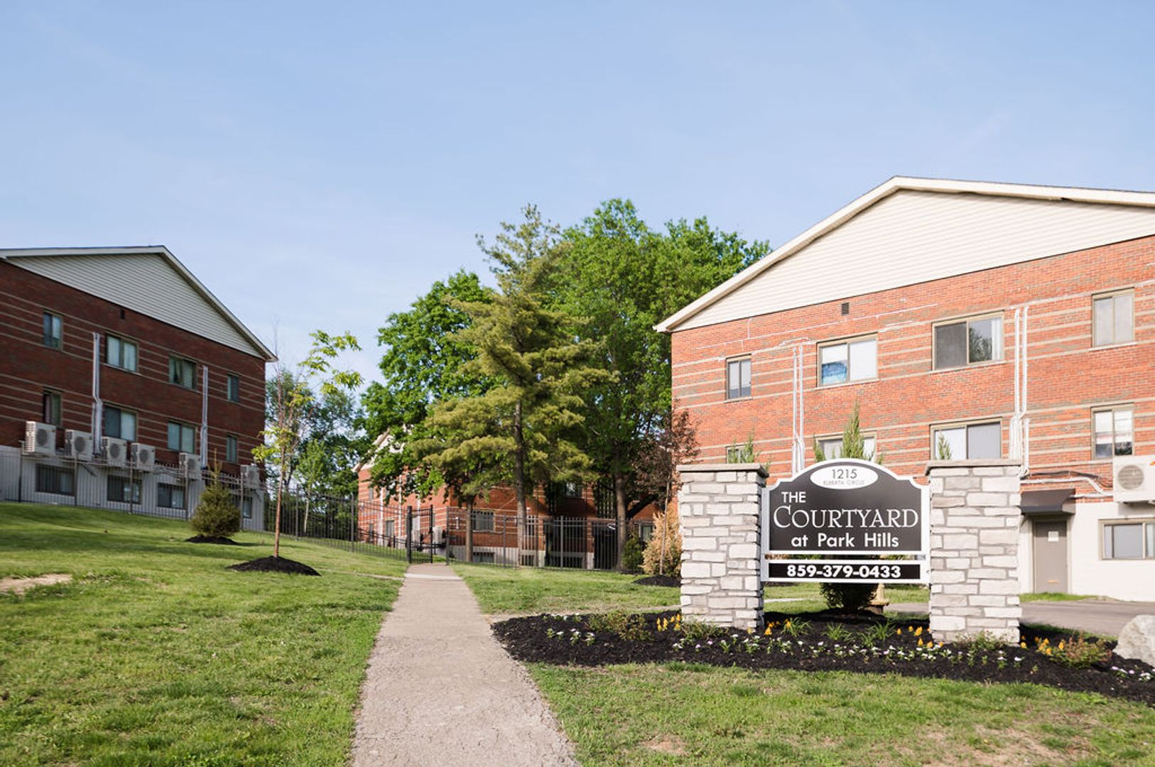 Park Hills Apartment: 1215 Elberta Cr.