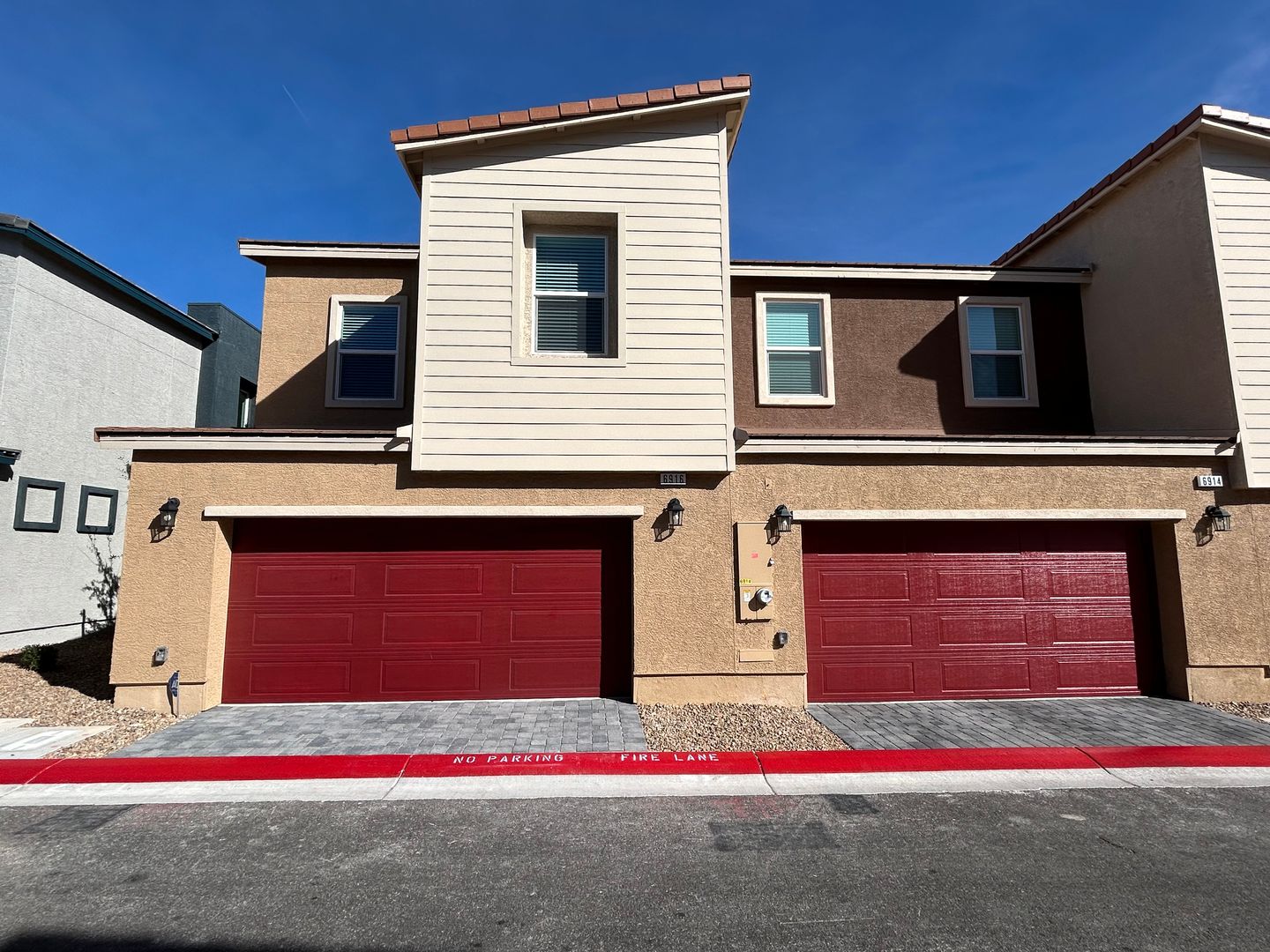 Las Vegas Townhome: 6916 Ashton Ridge St