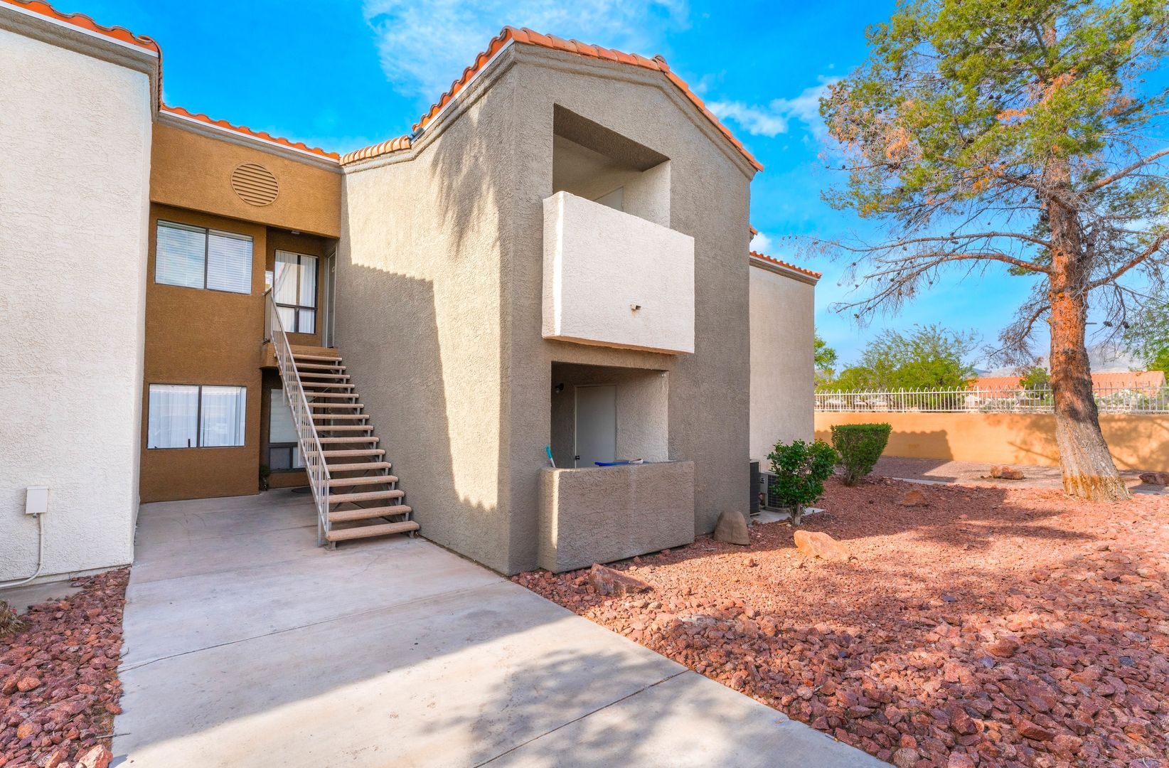 Las Vegas House: 3151 Soaring Gulls Dr #2084