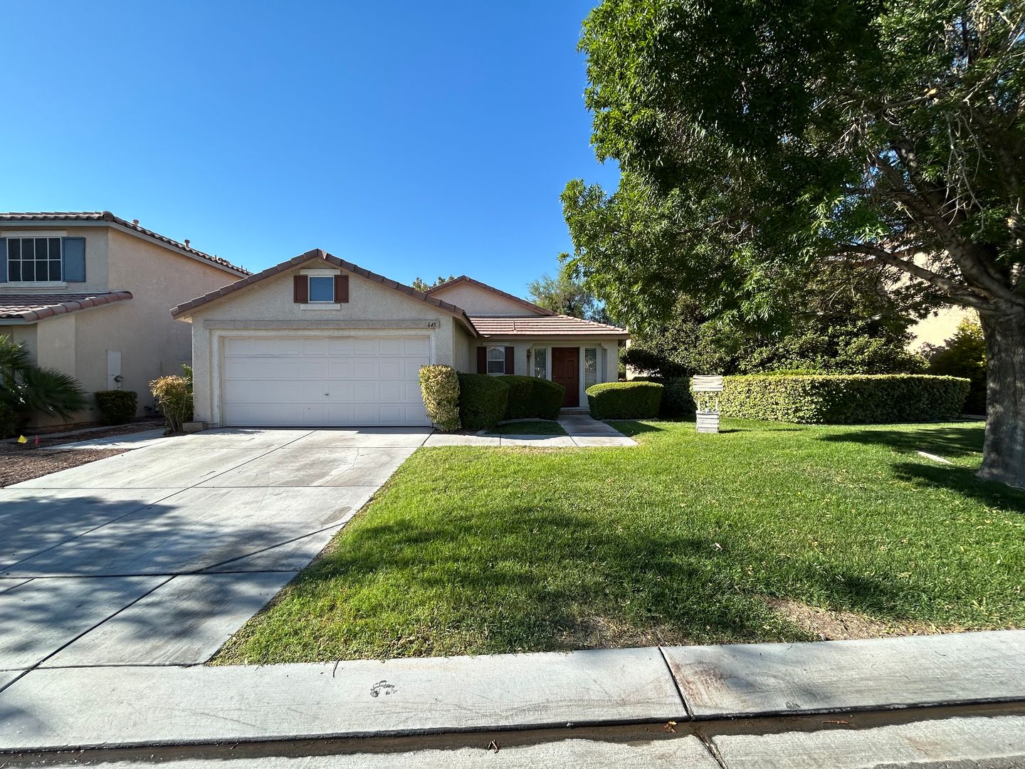 Las Vegas House: 645 Beresford Ave