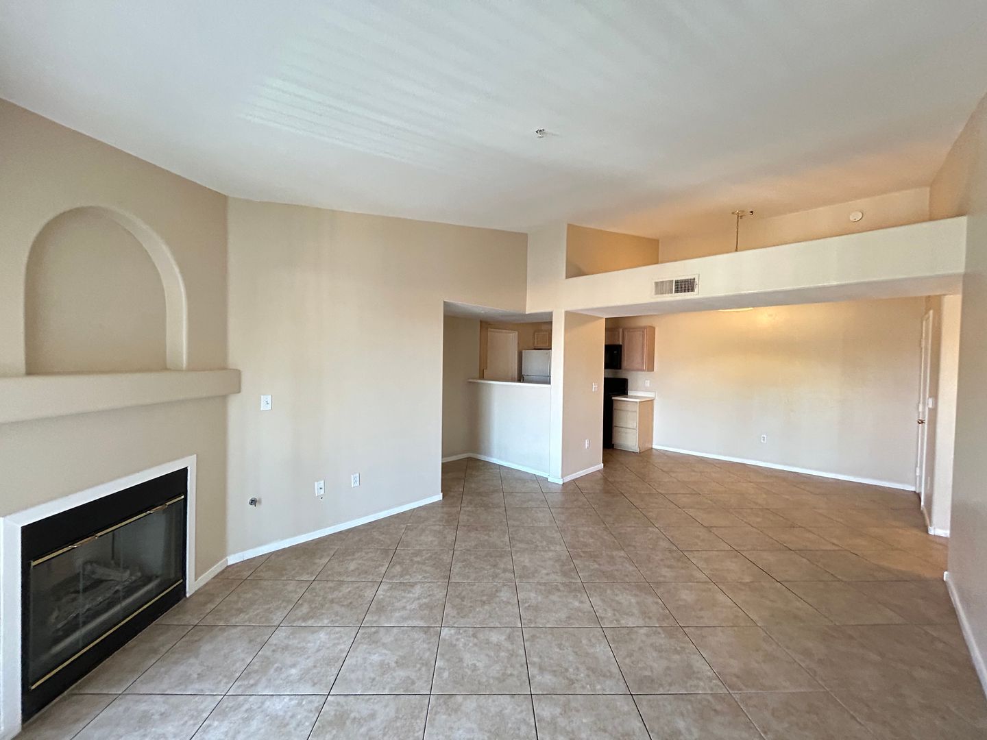 Henderson House: 950 Seven Hills Dr #725