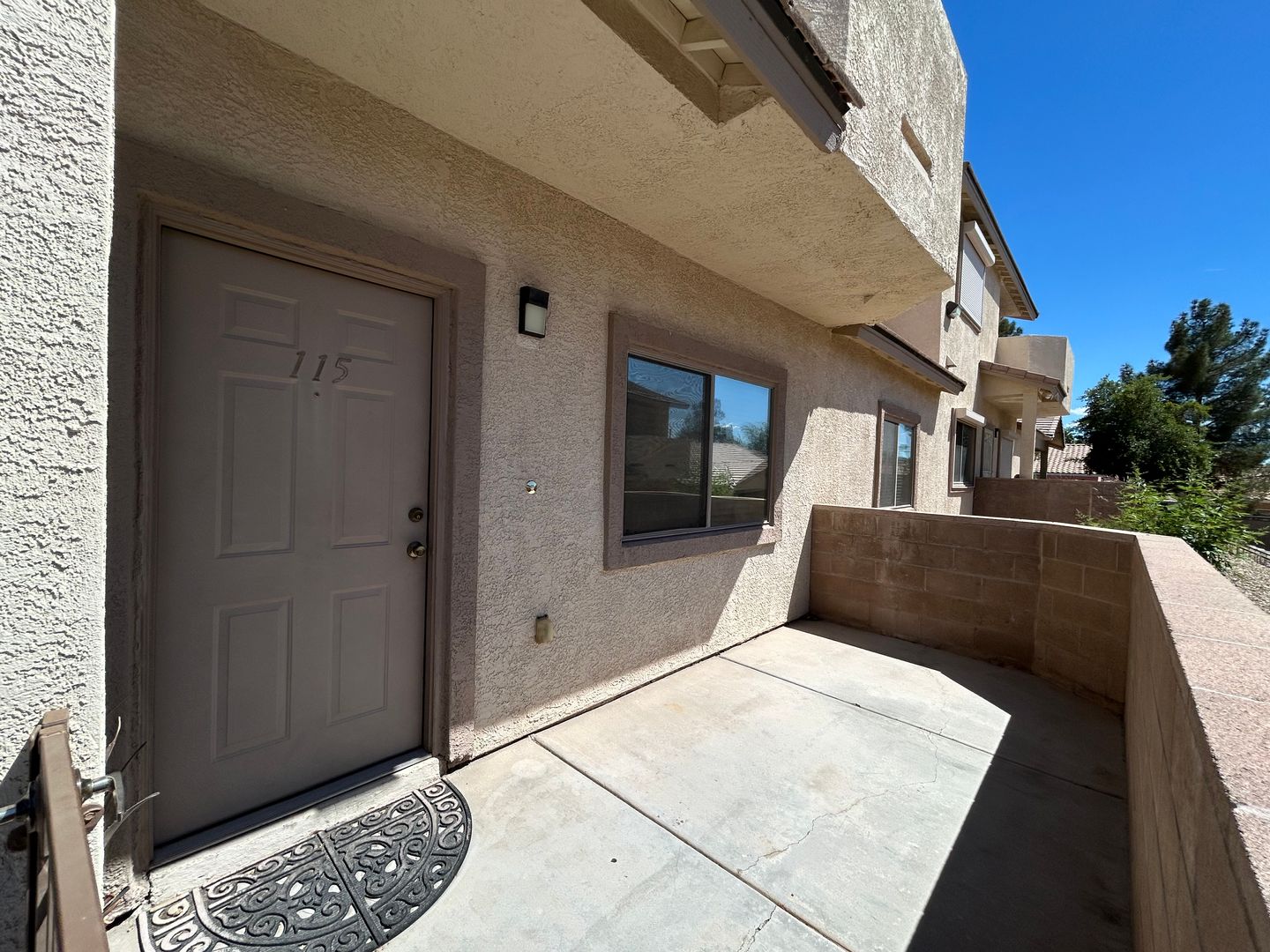 Las Vegas Townhome: 2050 Los Feliz St #115